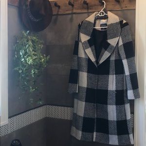 Women’s Buffalo Check Tweed Overcoat